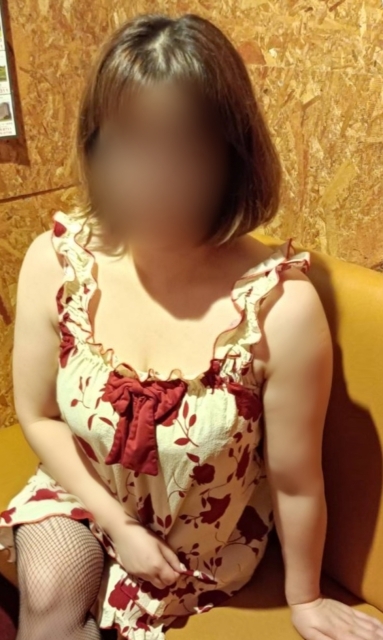 あやな